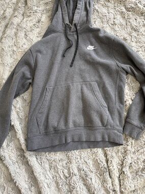 Nike Gray Heather Pullover Hoodie with Swoosh Tag